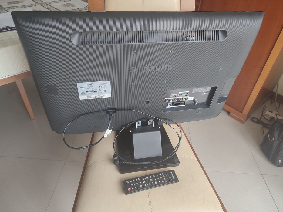 TV Led Samsung 27 polegadas