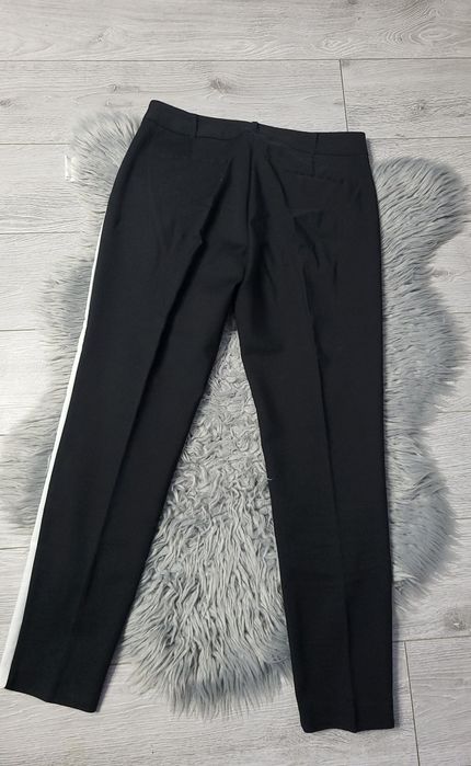 Spodnie damskie eleganckie Reserved