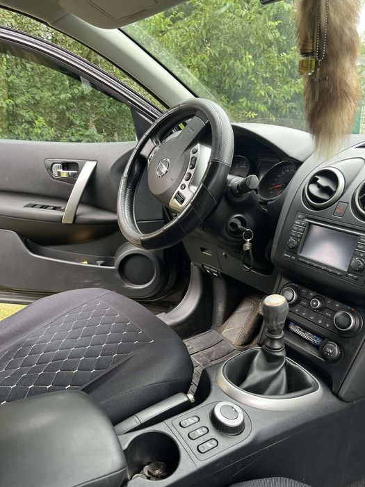 Продам Nissan Qashqai