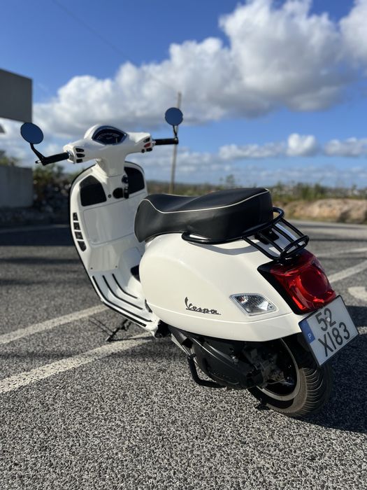 Vespa GTS 300 Hpe