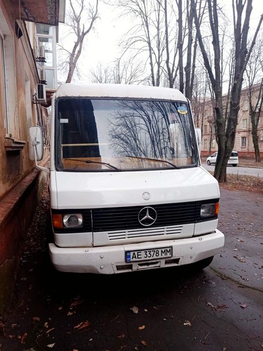 Мерседес 711D Пасажир