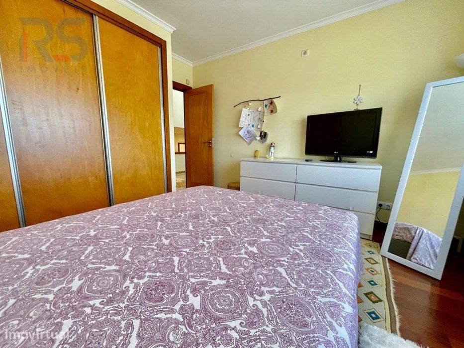 Moradia T5 2 frentes, Castelo da Maia