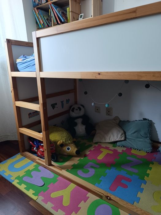 Cama reversível do IKEA, 90x200 cm -  usada