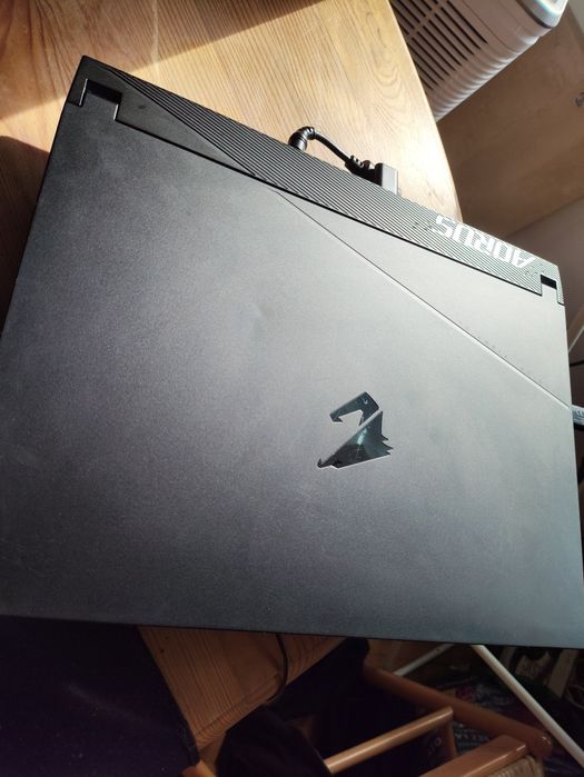 Aorus GIGABYTE 15 RTX 4070 TGP[140W] i7-13700H GWARANCJA