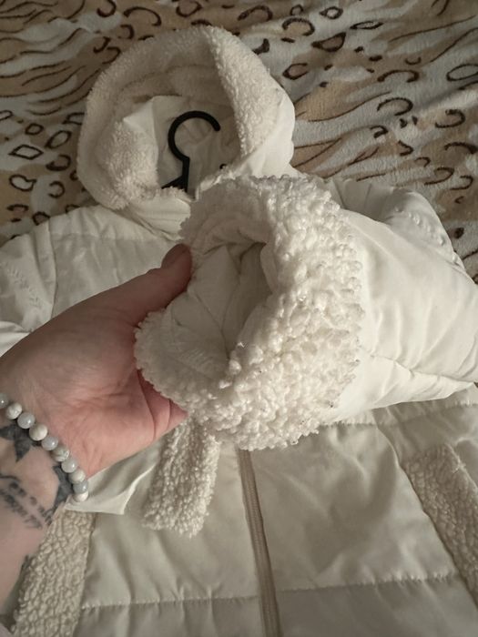 Жіноча зимова куртка