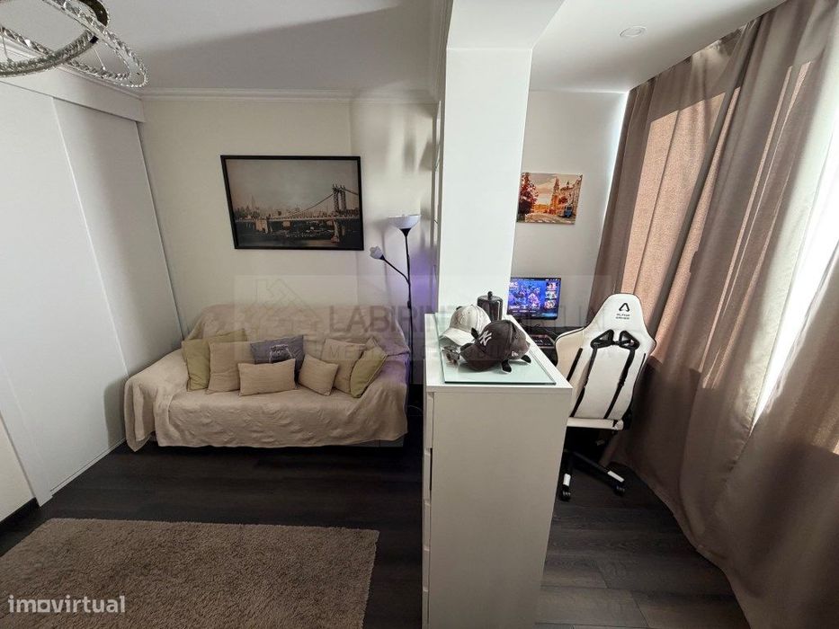 Apartamento T2 em Excelente Estado no Olival Basto, Odivelas - A su...