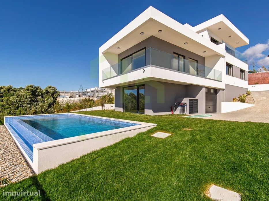 Vende Moradia T3 - Ericeira 3 km, A Casa das Casas