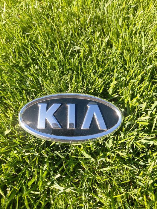 Шильдик, емблема решітки радіатору KIA
