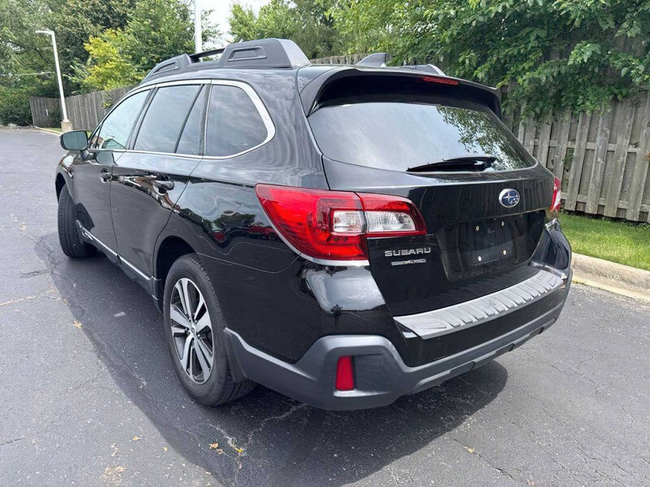 Subaru Outback Limited      2018