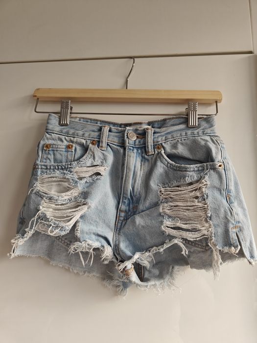Krótkie spodenki pull bear xxs