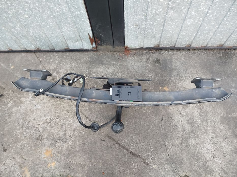 Volvo V50 S40 Hak Holowniczy Modul Kompletny