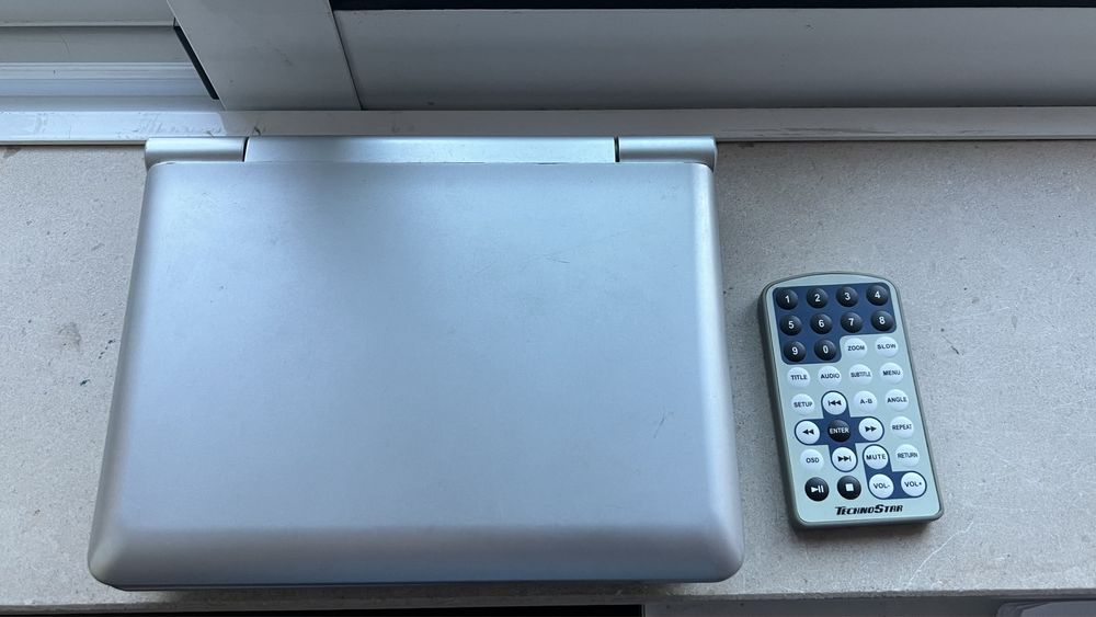 Leitor de DVD portátil TechnoStar para peças