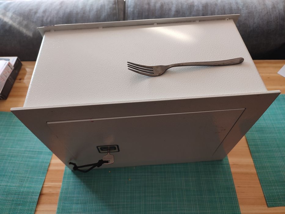 Cofre forte IDEAL 17L NOVO