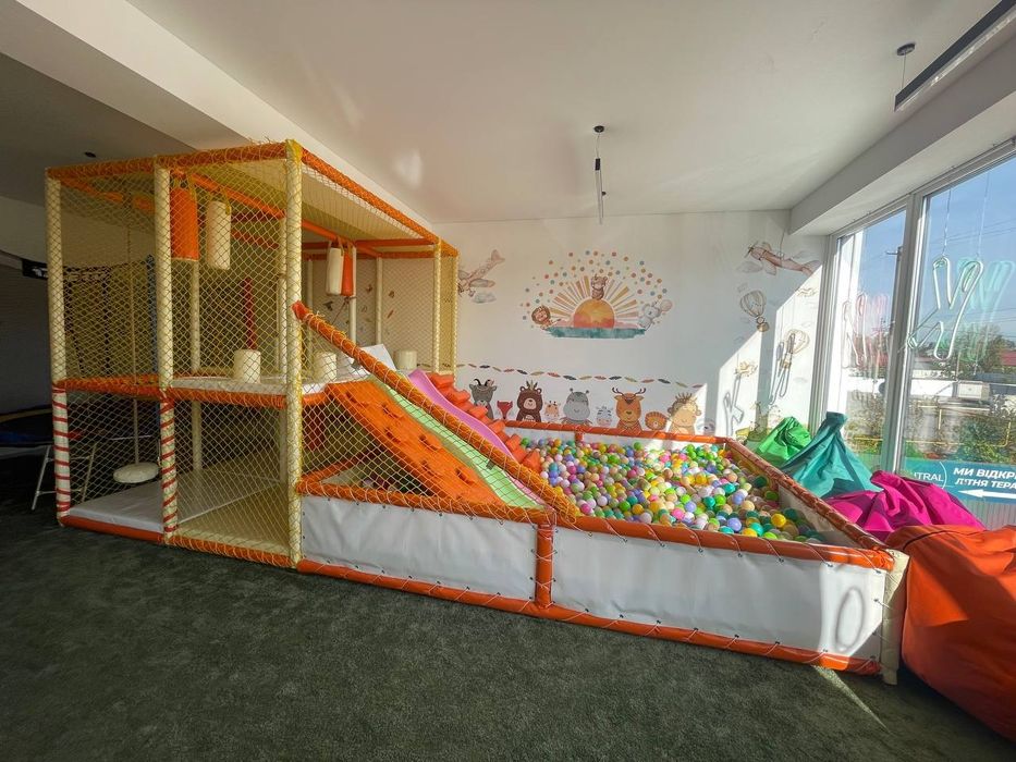 Дитячій лабіринт