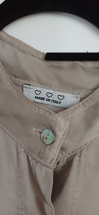 Sukienka beżowa satynowa