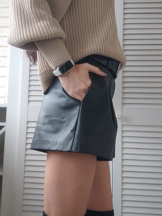 Шкіряні шорти zara
