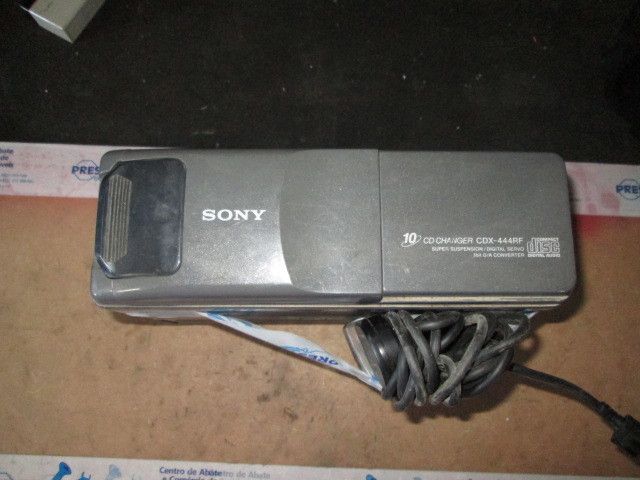 Rádio / auto-rádio MITSUBISHI Carisma Sedan (DA_)