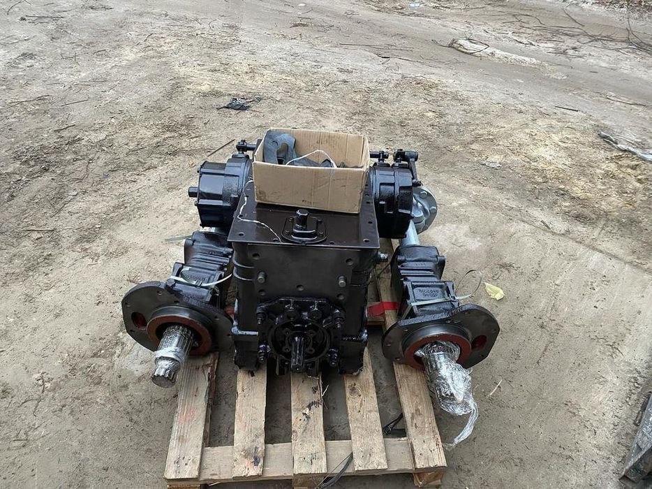 ЗАДНИЙ Мост МТЗ 80/82/892 Задній міст МТЗ З ремонту КОРПУС МТЗ Чулок