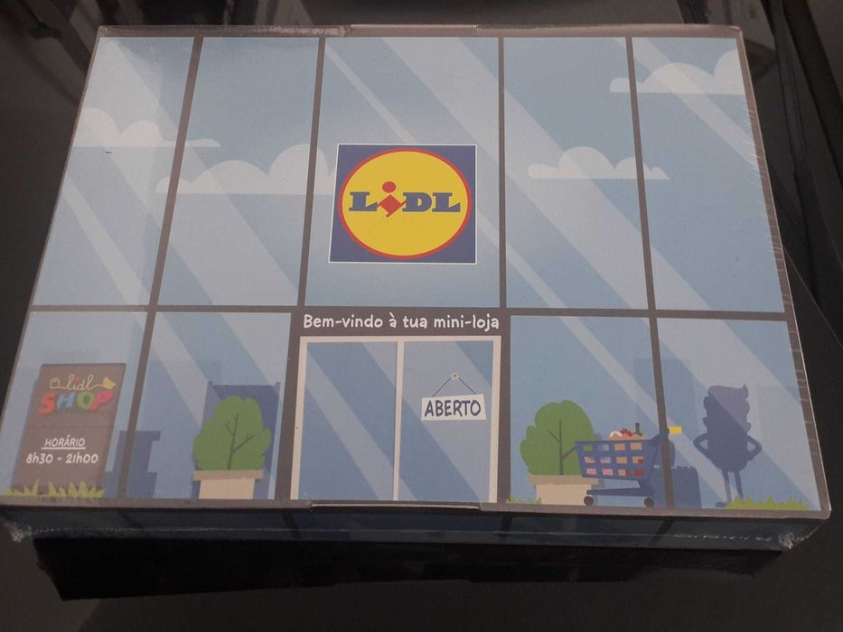 Caixa de miniaturas do Lidl