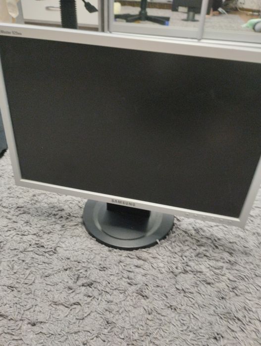 Монитор Samsung Syncmaster 920ww 60hz