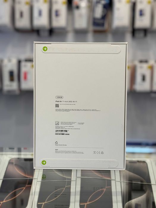 Tablet Apple iPad AIR 11" Purple M3 • 128 GB • 7 gen Wi-Fi • Fioletowy