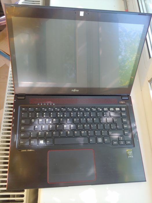 Ультрабук Fujitsu LifeBook U574 i5 8GB DDR3
