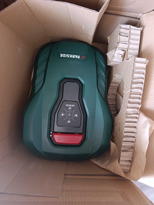 Robot koszący nowy