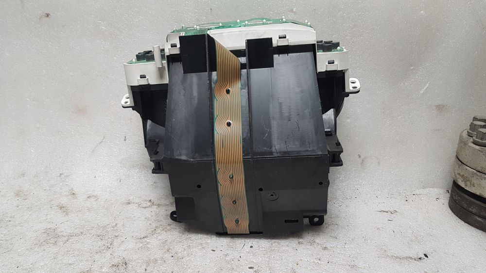 licznik toyota yaris i oe 83800-52120