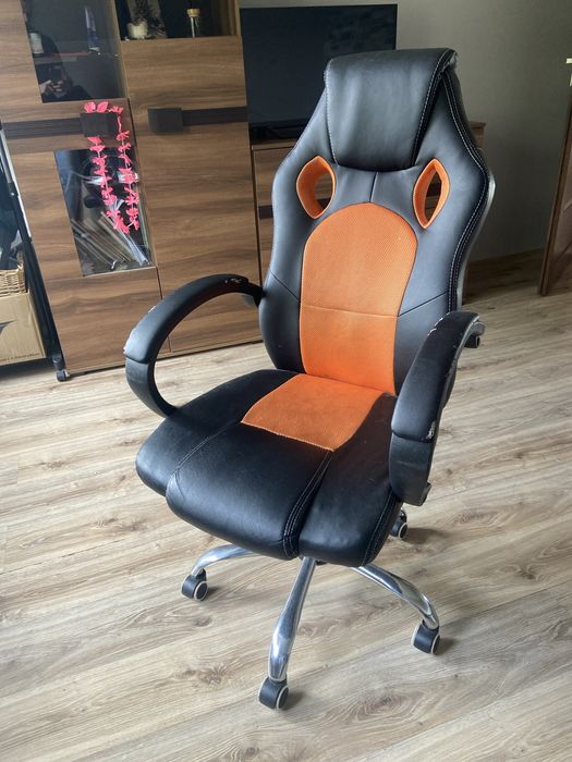 Krzeslo gamingowe / komputerowe