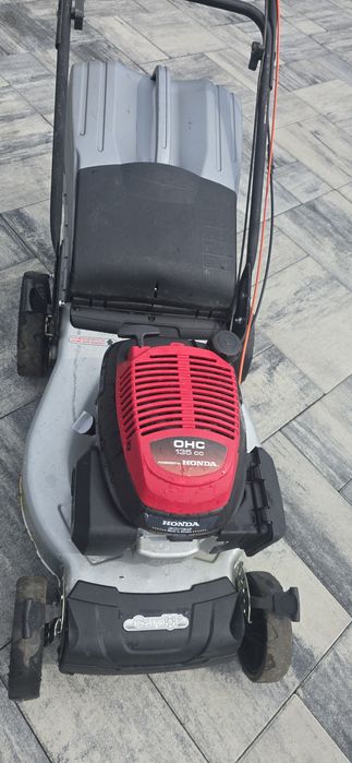 Kosiarka spalinowa z napędem Honda GCV135