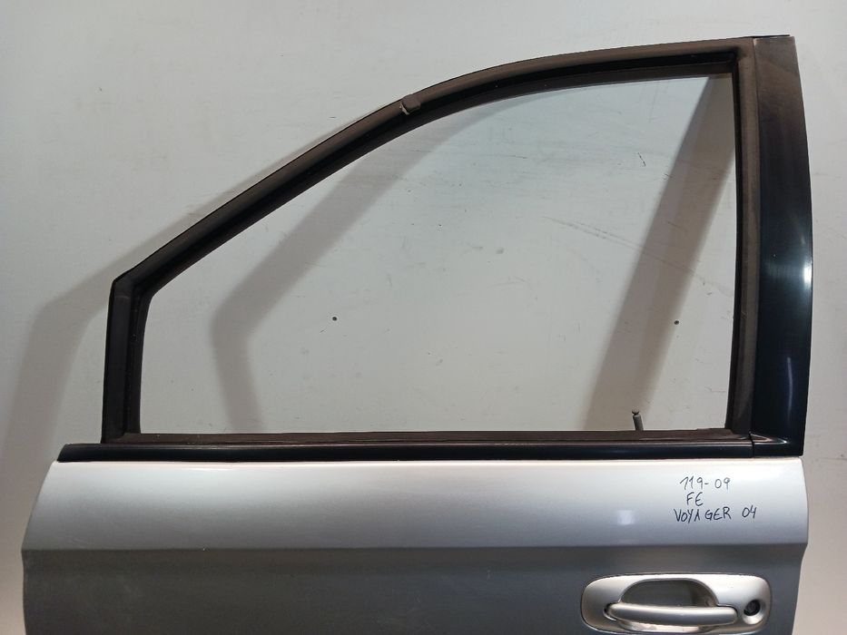 Porta frente esquerda CHRYSLER Voyager IV (RG, RS)