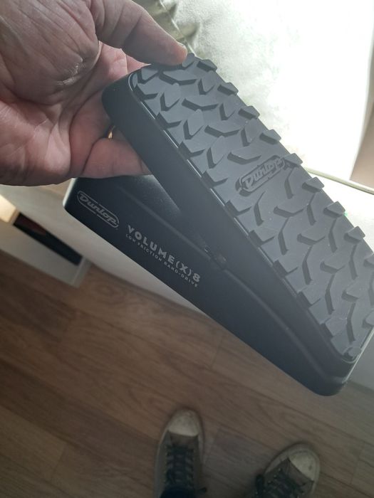 Dunlop Volume DVP5 X(8) - Junior size.