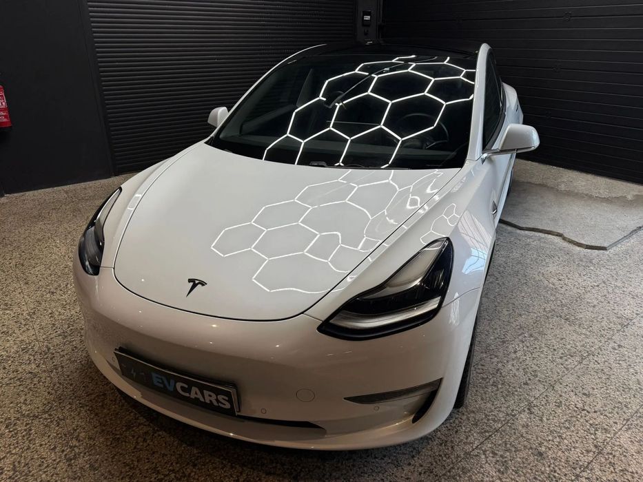 Tesla Model 3 Long Range AWD Dual Motor