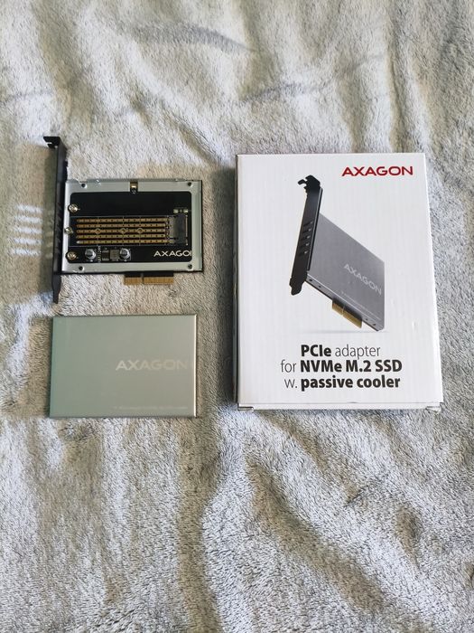 Adapter PCIe na NVMe M.2 SSD z radiatorem AXAGON PCEM2-NC (Komplet)