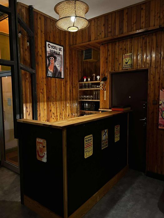 Sala lokal 18 urodziny imprezy osiemnastka Żoliborz metro