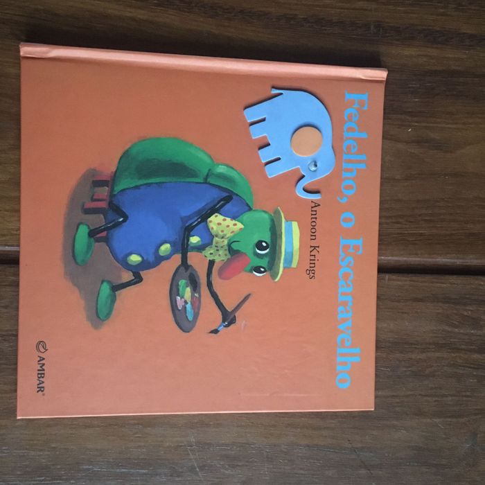 Conjunto de livros de criança