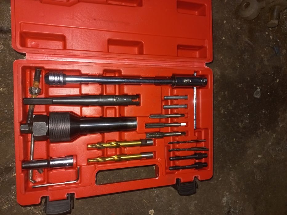 Набор для висвердлювання свічок накалу