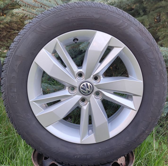 Felgi opony całoroczne 185/65R15 VW Polo Fabia Rapid 5x100 5,5x15 ET40