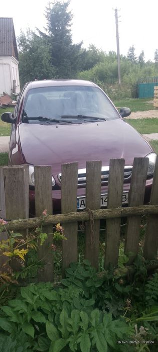 Продам машину ланус Шевроле