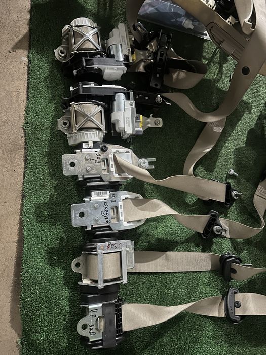 Ремні безпеки мерседес gl166. 2013 рік w166