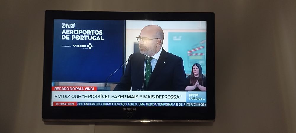 Televisor Samsung de 42"