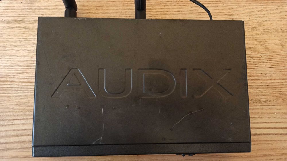 Радиосистема Audix Rad 360 782-806 + Shure U2-AU SM58