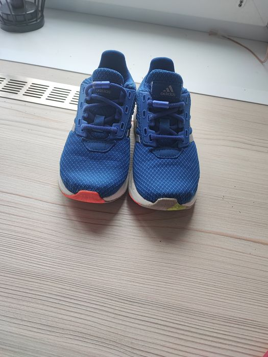 Взуття для дівчинки . 26 розмір.  Весняне взуття для дівчинки.