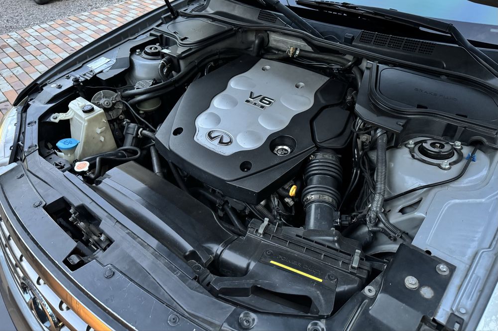 Infiniti FX35 ВЛАСНИК