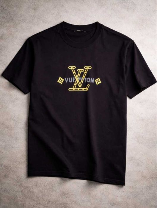 Nowe kozulka Louis Vuitton Black Sleeves