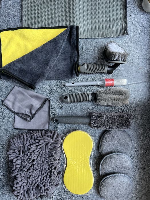 Набір для догляду за авто 12 предметів