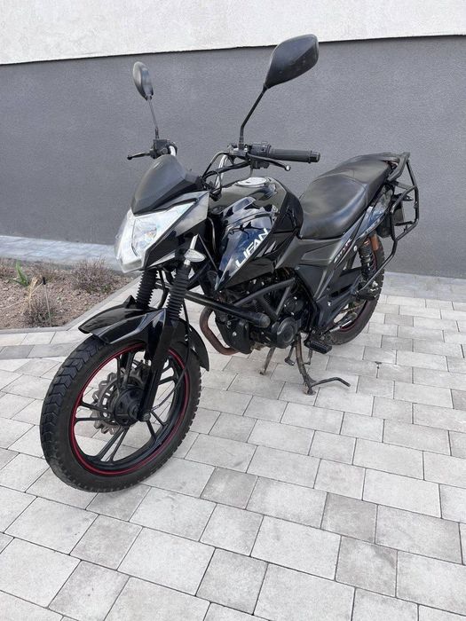 В продажі Lifan CityR 200
Технічно повністю справний, нічого робити не потрібно.
Двигун працює рівно, заводиться з пів оберта.
Клапа