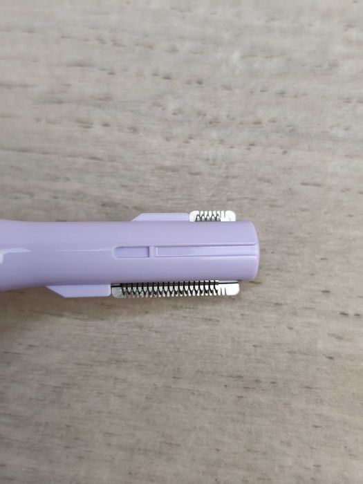 Wilkinson Intuition Perfect Finish 4w1 Trymer damski do twarzy i ciała