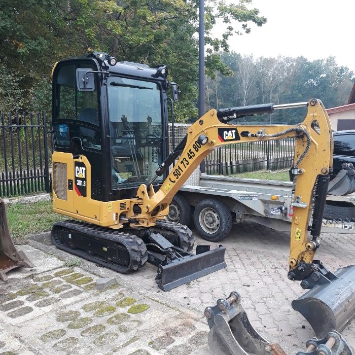 Usługi koparką MINI CAT 301.8 Minikoparka