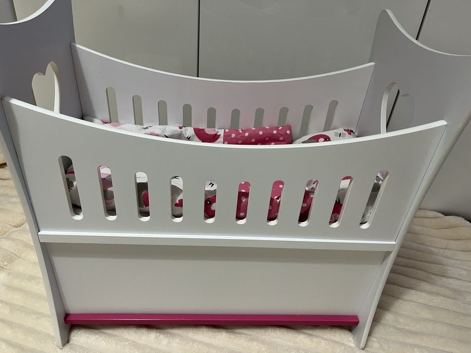 Łóżeczko dla lalek